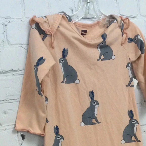 New Without Tags Tea Collection Long Sleeve Rabbit Romper size 6-9M - Picture 3 of 5